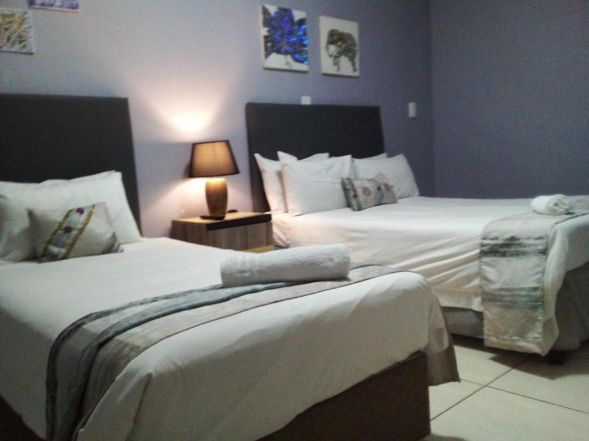 Acacia Guesthouse 켐턴파크 외부 사진